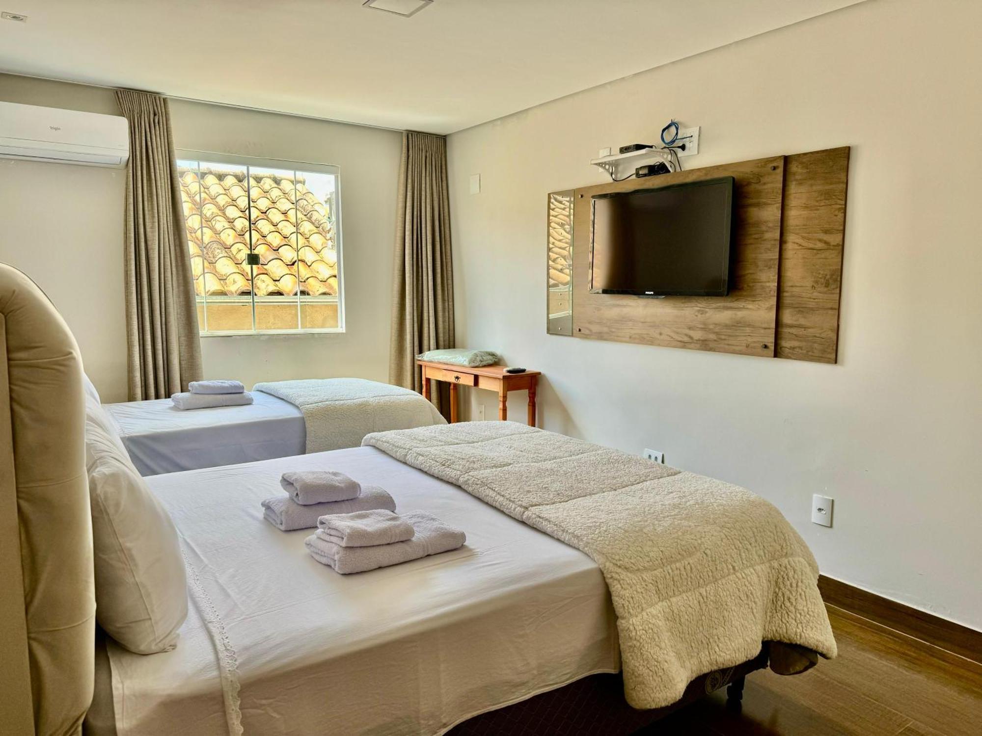 Apartamentos A 200M Do Centro - Hospedaria Villa Da Pedra Тирадентеш Екстериор снимка