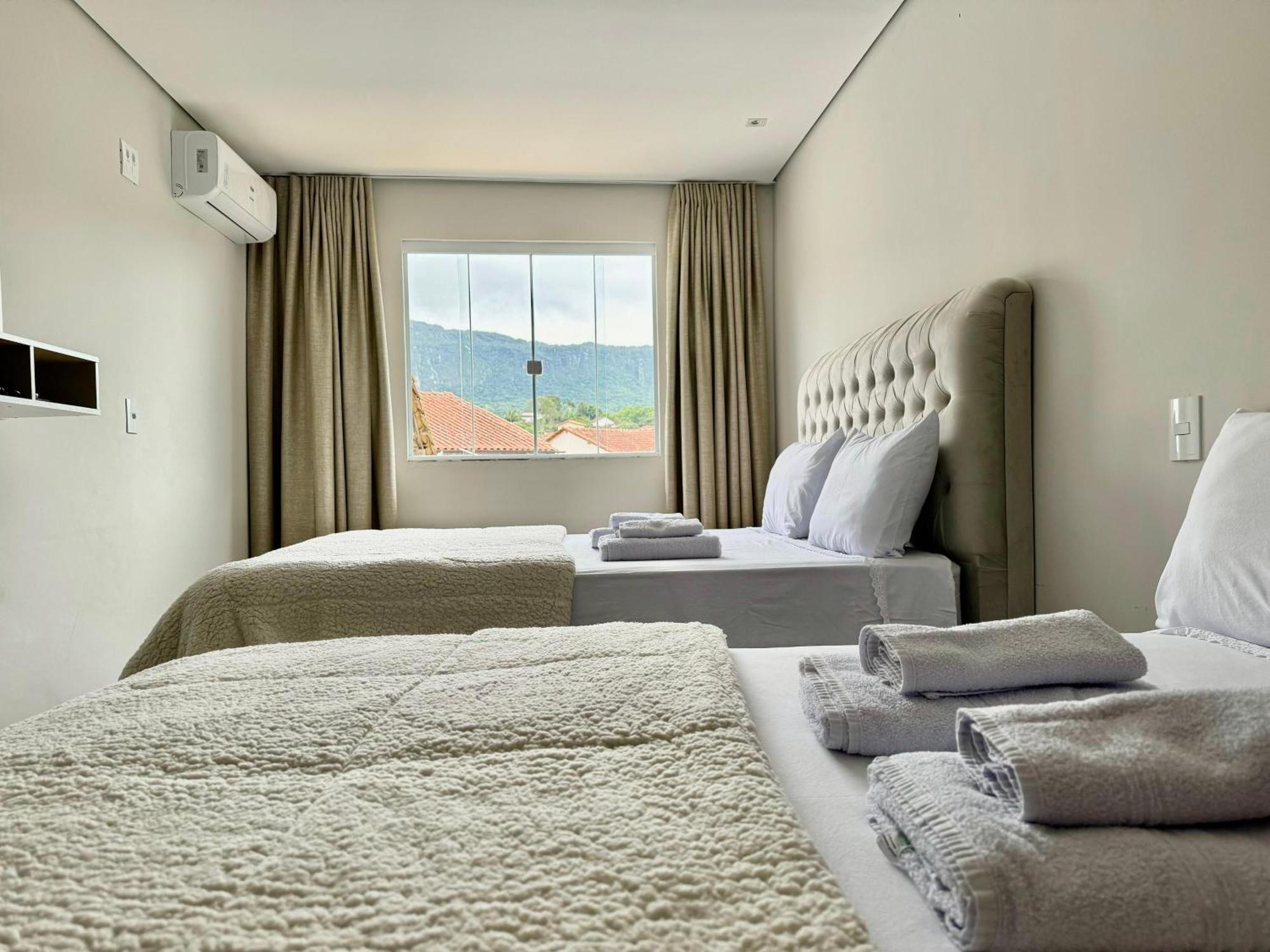 Apartamentos A 200M Do Centro - Hospedaria Villa Da Pedra Тирадентеш Екстериор снимка