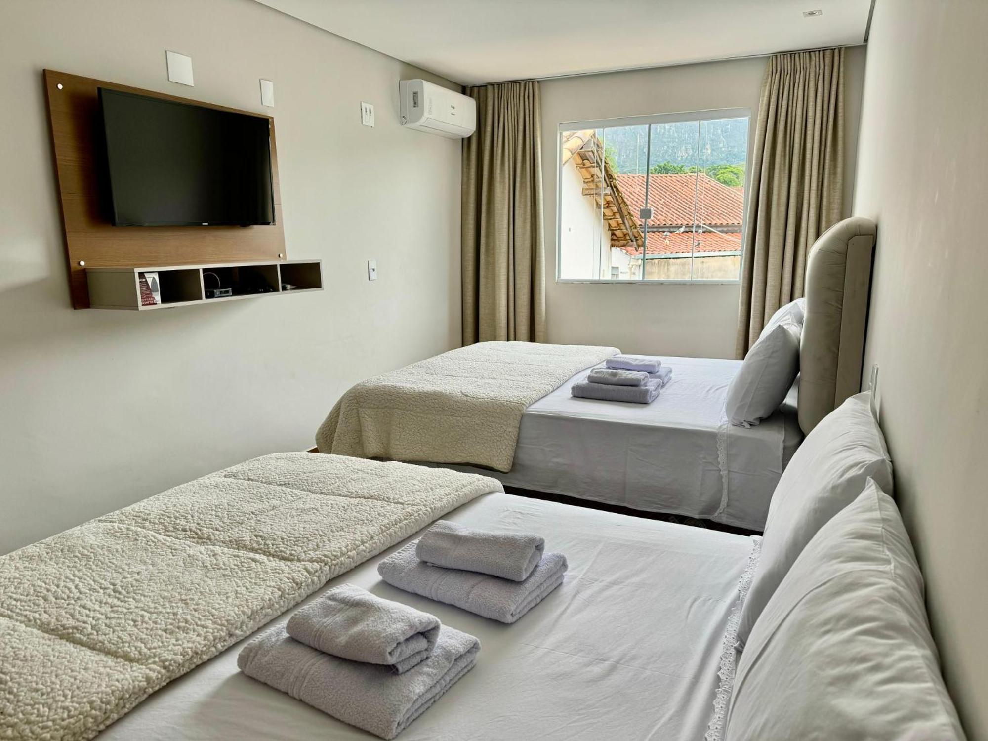 Apartamentos A 200M Do Centro - Hospedaria Villa Da Pedra Тирадентеш Екстериор снимка
