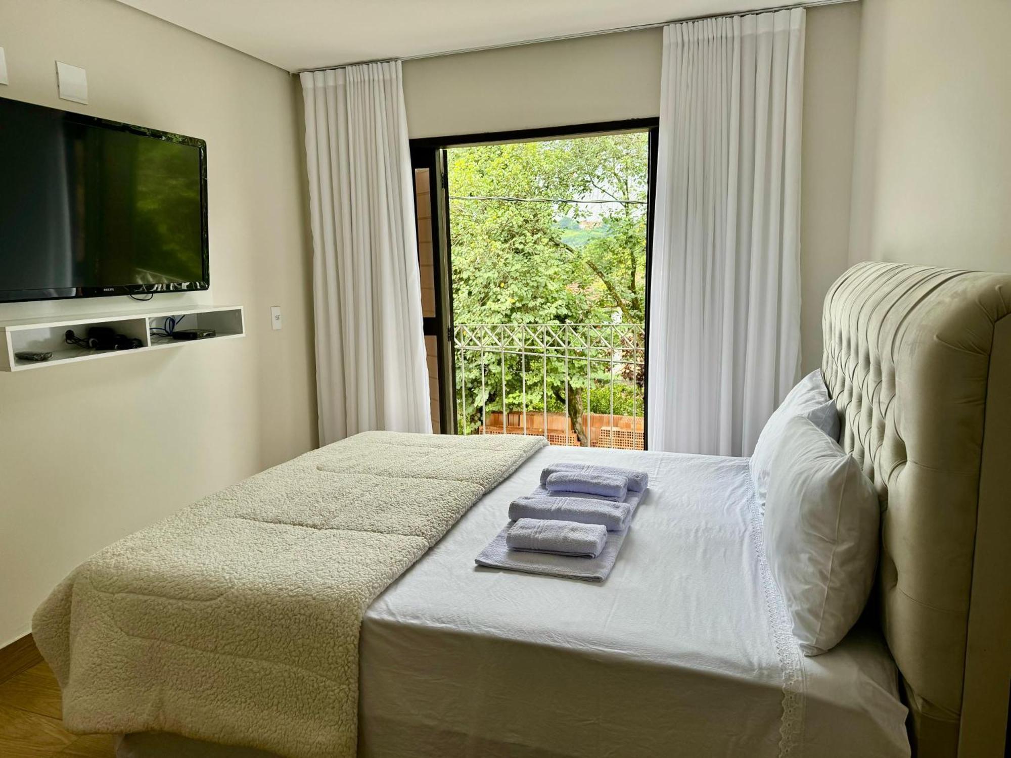 Apartamentos A 200M Do Centro - Hospedaria Villa Da Pedra Тирадентеш Екстериор снимка