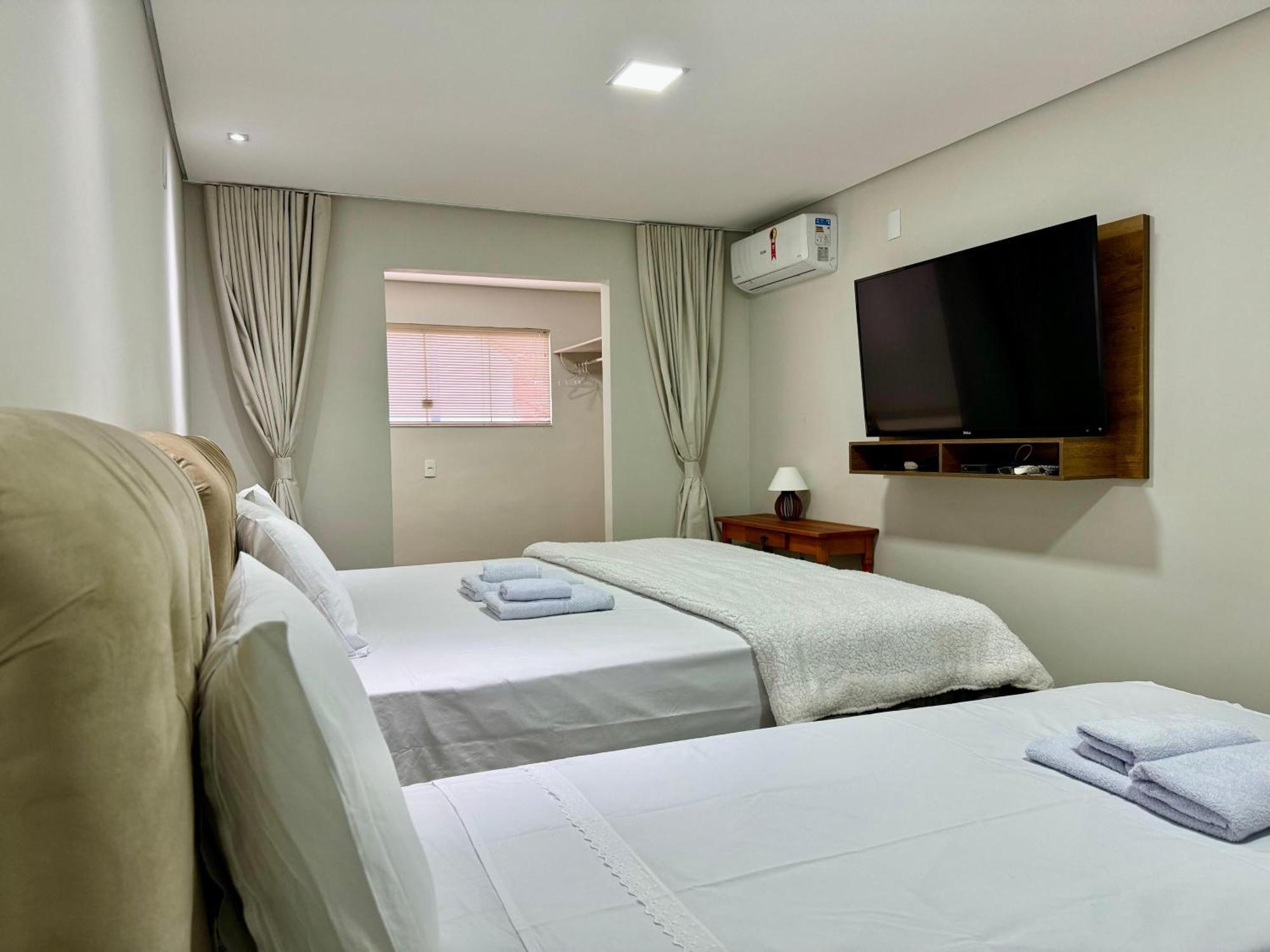Apartamentos A 200M Do Centro - Hospedaria Villa Da Pedra Тирадентеш Екстериор снимка